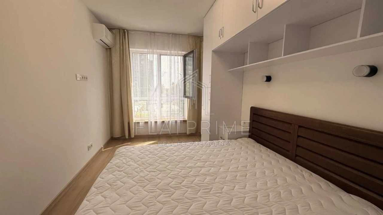 Продаж 1-к квартири 42,5 м2 ЖК Кришталеві Джерела Голосіївсь