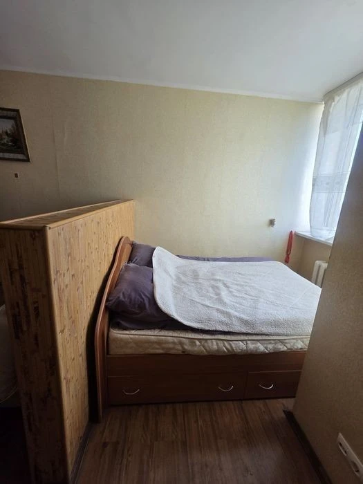 Bazhana 1M, Poznyaki