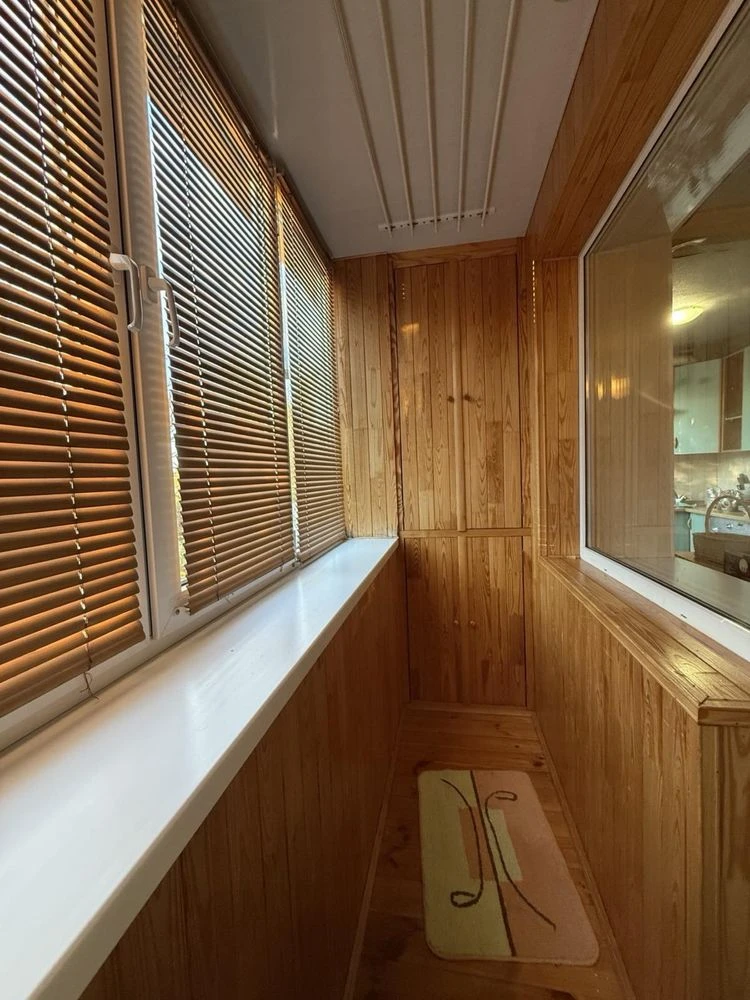 2 rooms for sale at Mashinobudivna 36, Shulyavka, NAU