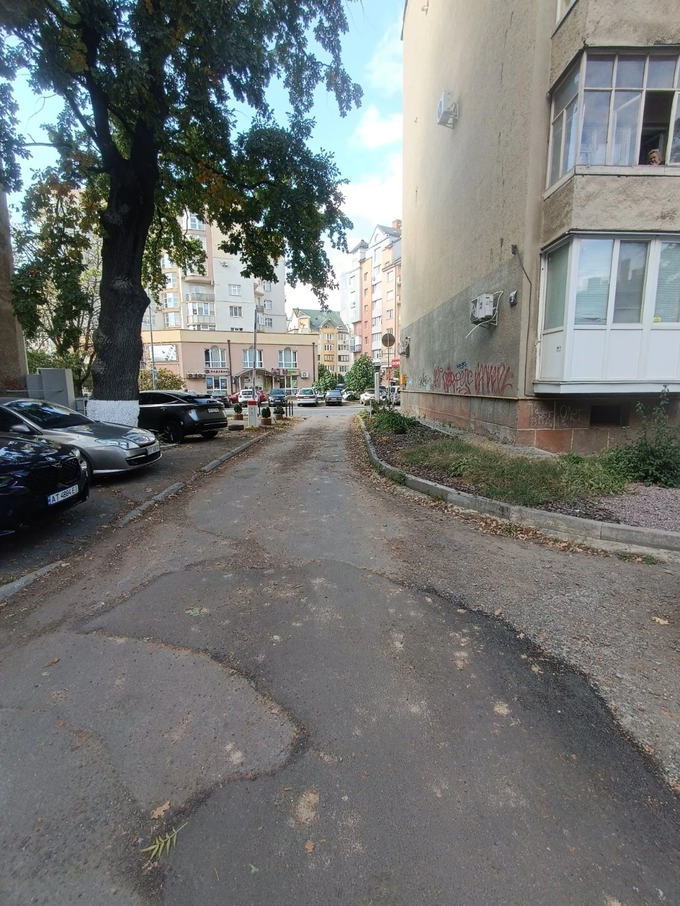 Продается 3-комнатная квартира в самом центре!