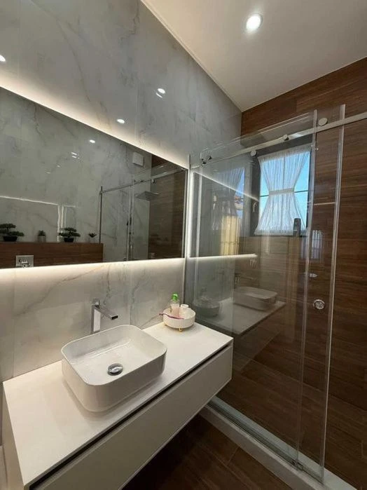 House for sale in Sauvignon, 500m², 12 acres