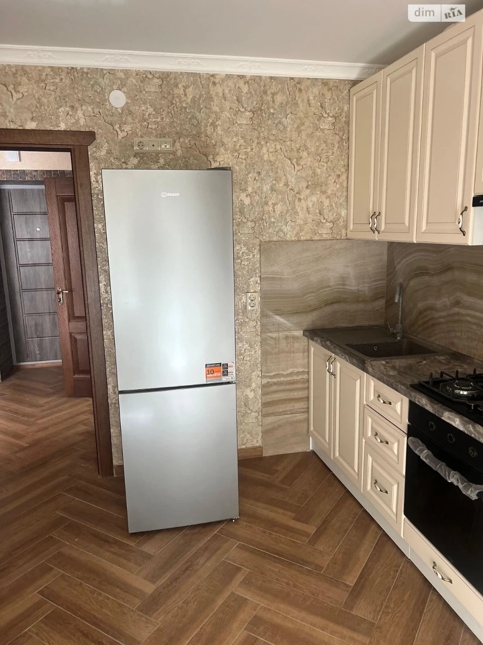 Long-Term Rental Apartment - Youthful