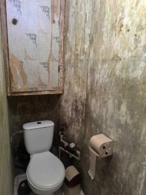 Selling a 3-room apartment near Saltovskaya metro station.