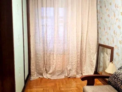 Квартира. Киев, улица Сребнокільская