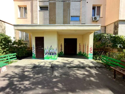 Квартира. Київ, Драгоманова вул.