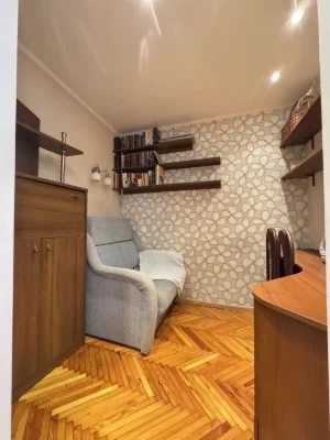 1-кімнатна 25,8 м² | 3 хв до метро Академмістечко | Ремонт