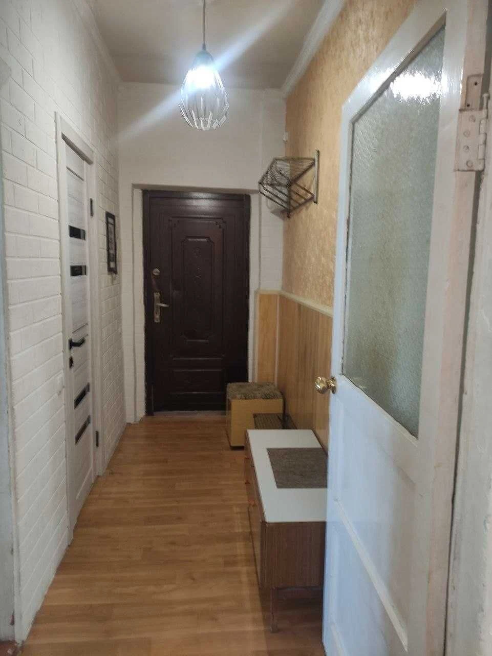 Продам свою большую 2 ком. 52м2  низ пр. Мазепы