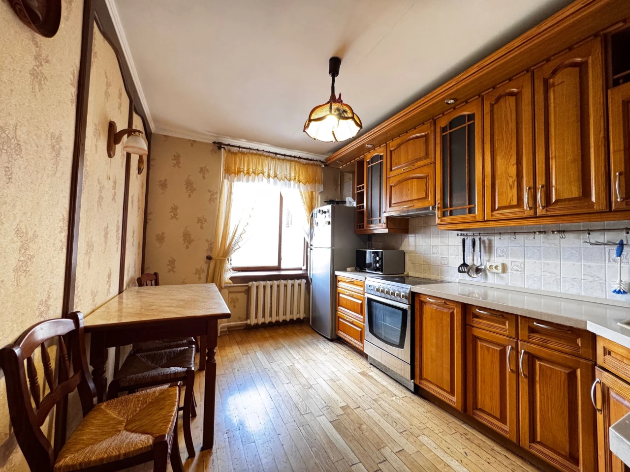 Продаж ЖМ Солнечный, 3 кім.квартира з меблями, технікою, Вав