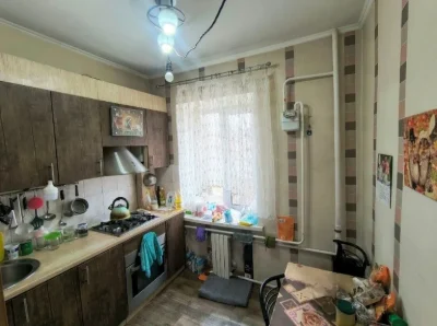 Продам 3-х ком.кв.,низ пр.Ивана Мазепы! Средний этаж!