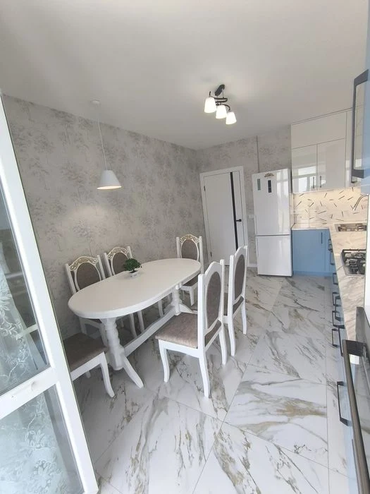 Sale of a two-room apartment with renovation, after which no one