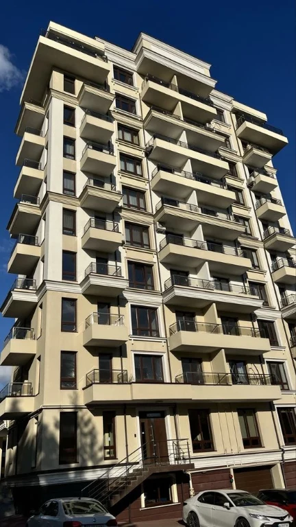 Продажа 3-комнатной квартиры по улице Ярославенко