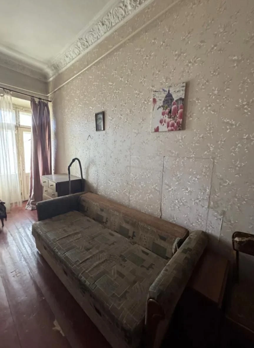 Продается 3-комнатная квартира на Итальянской, в самом центре Одессы