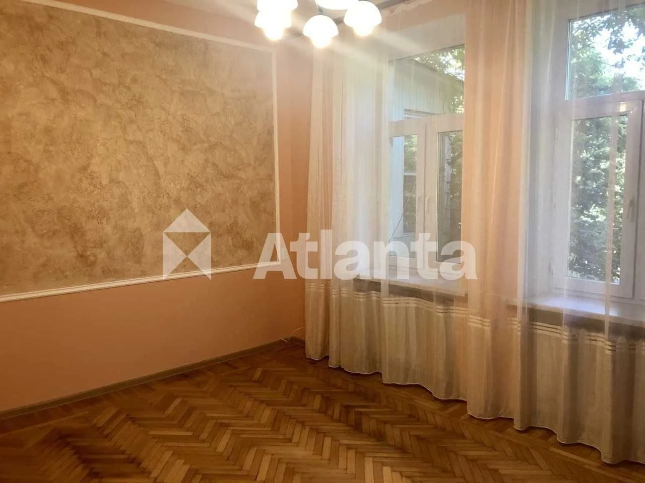 Сталинка в Приморском районе. 3-комнатная, 62,5 м²