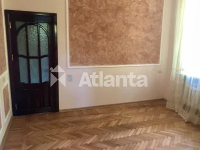 Сталинка в Приморском районе. 3-комнатная, 62,5 м²