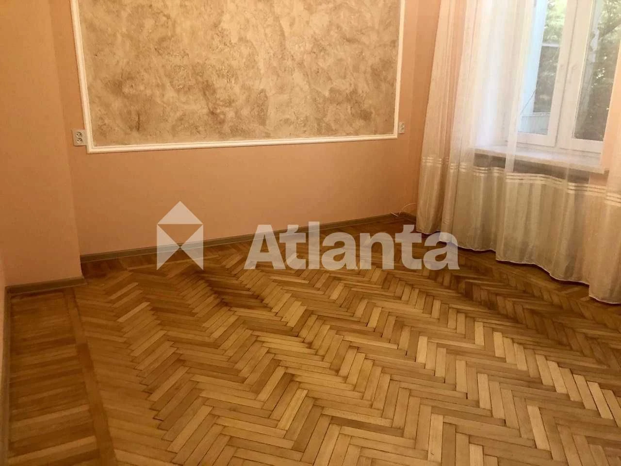 Сталинка в Приморском районе. 3-комнатная, 62,5 м²