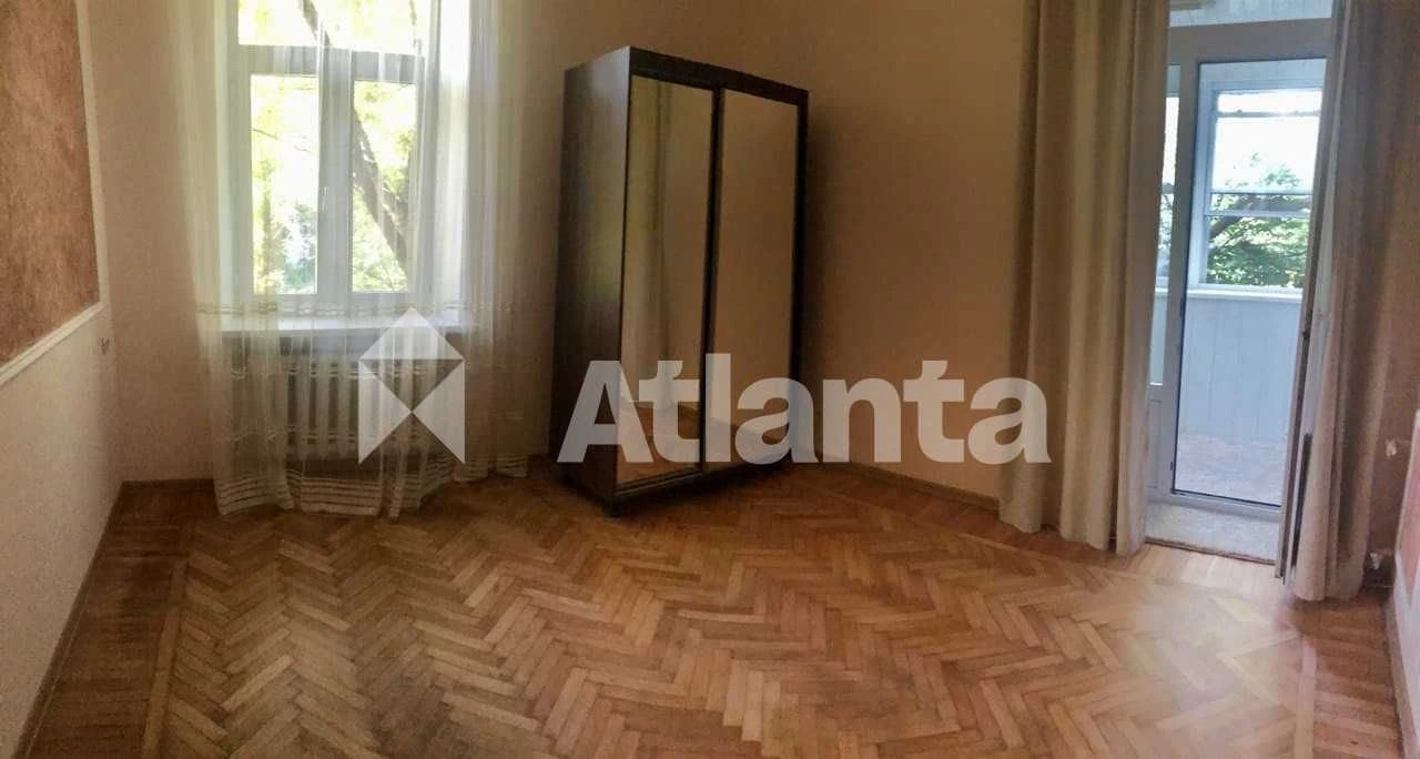 Сталинка в Приморском районе. 3-комнатная, 62,5 м²