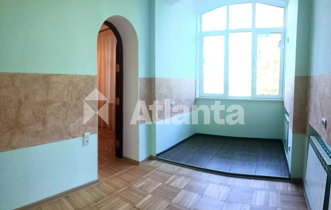 Сталинка в Приморском районе. 3-комнатная, 62,5 м²