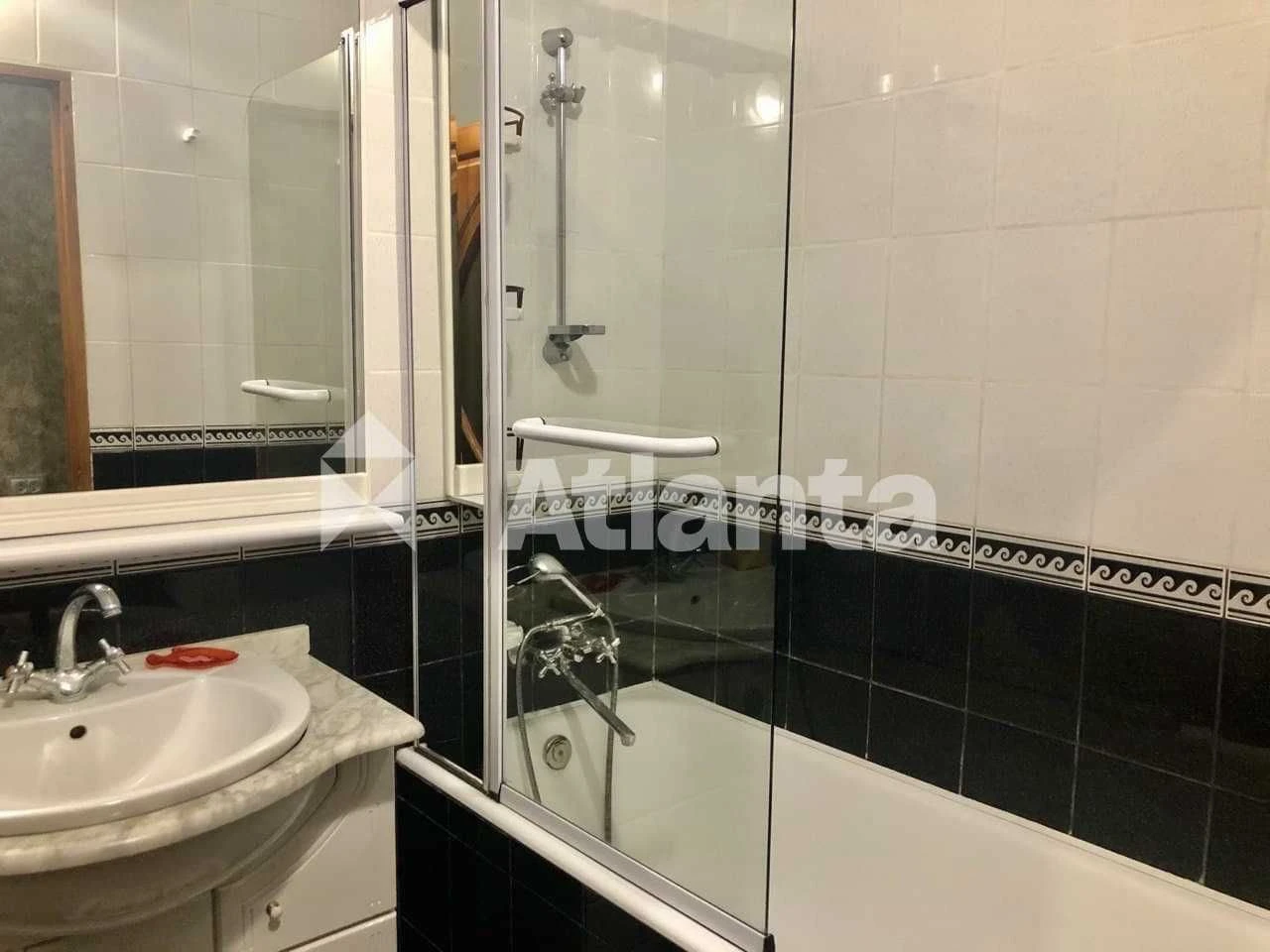 Сталинка в Приморском районе. 3-комнатная, 62,5 м²