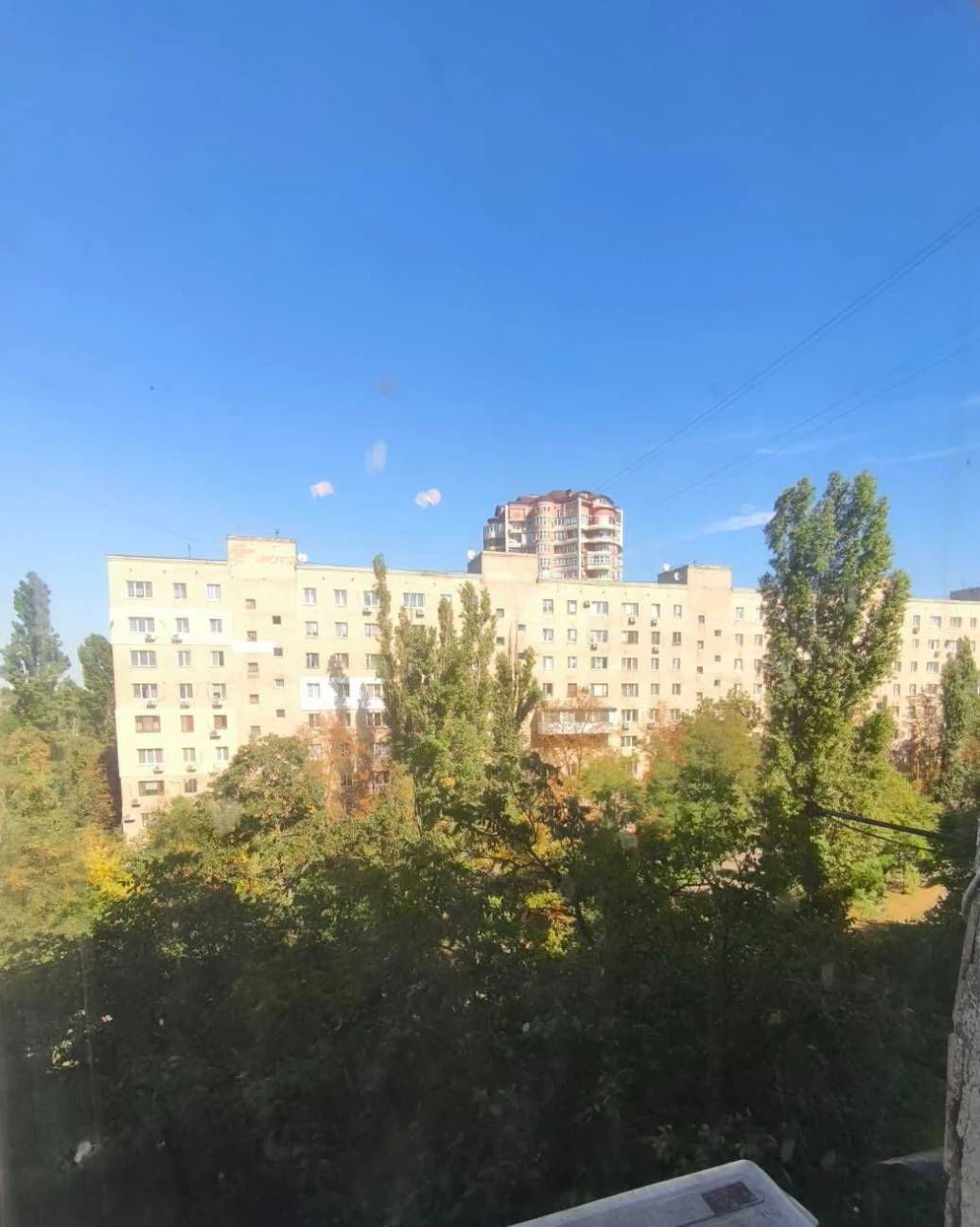 Продажа 2-комнатной в кирпичном доме в начале Таирова