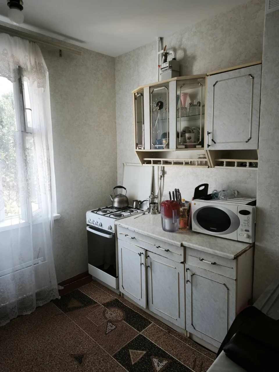 Продам 1 комнатную квартиру 35 м ул. Вильямса/рынок Южный