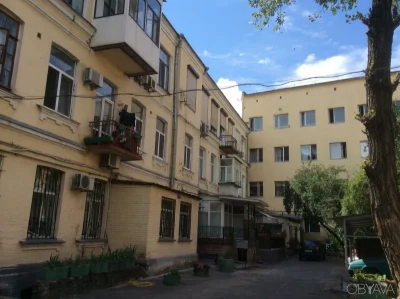 Продам 2-кімнатну квартиру 60 кв.м. на Подолі, вул. Притисско