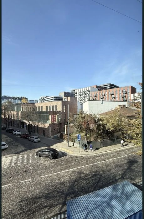 For sale 1-room apartment WITHOUT COMMISSION in the near center, st.