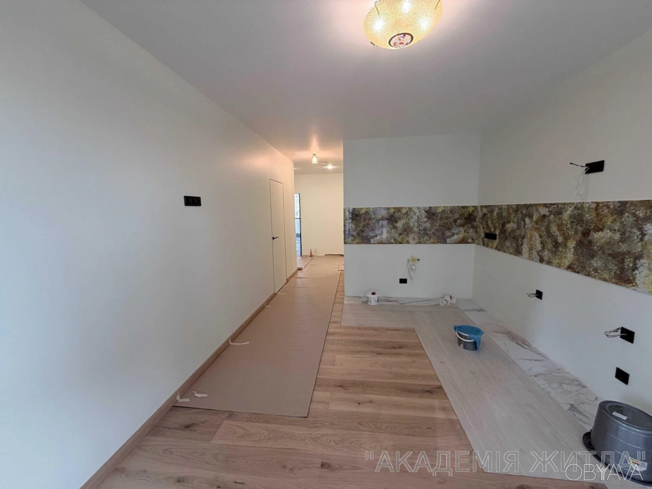 Квартира 2-комнатная, 77 м.кв.