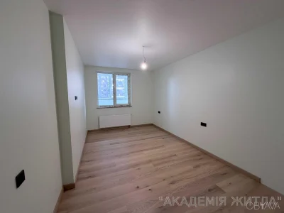Квартира 2-комнатная, 77 м.кв.