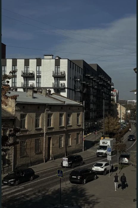 For sale 1-room apartment WITHOUT COMMISSION in the near center, st.