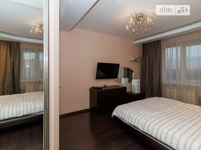 For sale 2-room apartment 69.3 sq. m. on Nauki Ave. 62A • ID 34597
