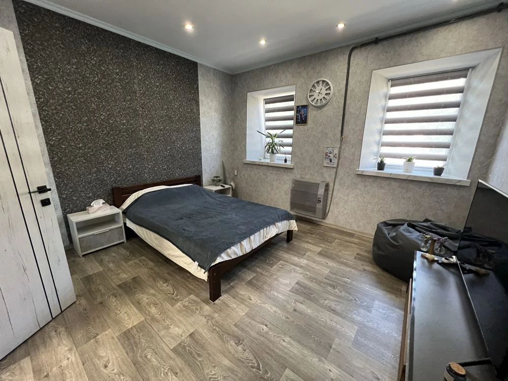 Sale of 1 apartment with land/rural/most center