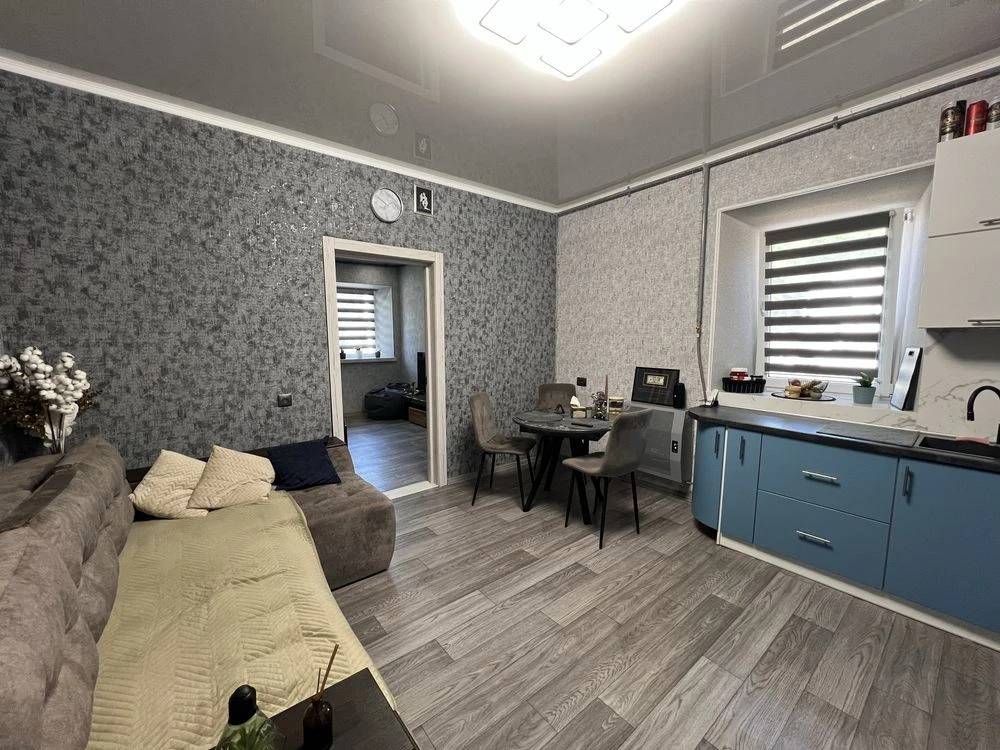 Sale of 1 apartment with land/rural/most center