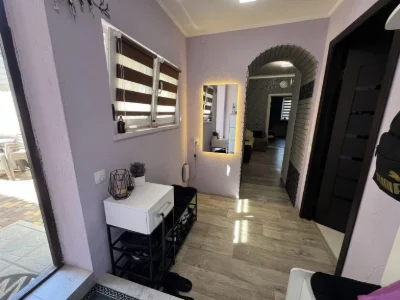 Sale of 1 apartment with land/rural/most center