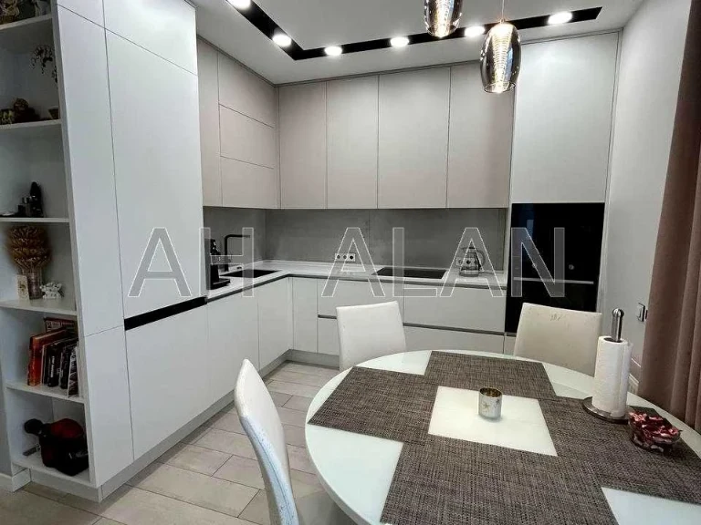 Apartment. Kyiv, Regeneratorna St., 4 k