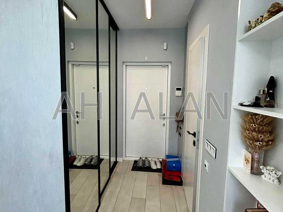Apartment. Kyiv, Regeneratorna St., 4 k