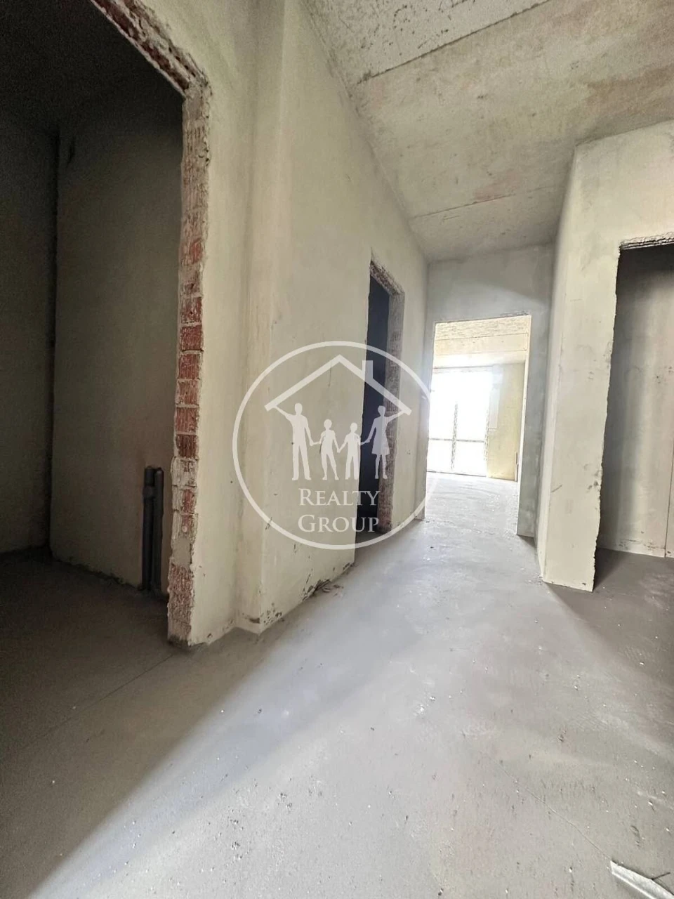 New! Don't Miss Out! 3-Bedroom Apartment in a Newly Built Brick