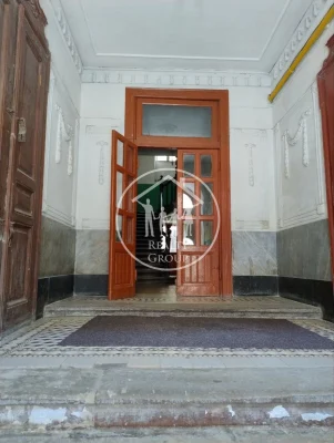 Простора 3 кімнатна квартира, центр!