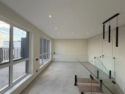 Spacious Two-Story Apartment with Terrace in the Heart of the City!