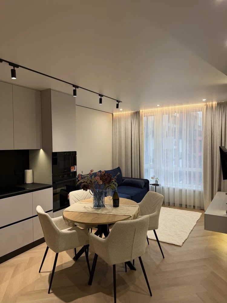 Заходь і живи. Дизайнерська квартира   в manhattan up