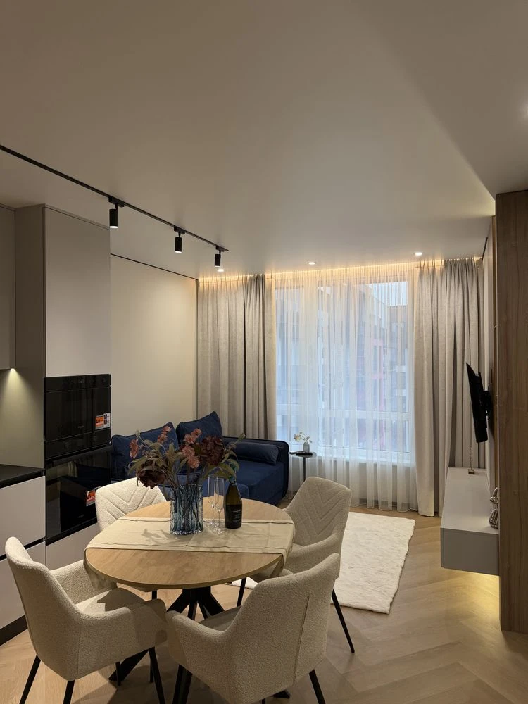 Заходь і живи. Дизайнерська квартира   в manhattan up
