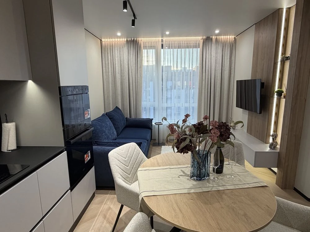 Заходь і живи. Дизайнерська квартира   в manhattan up
