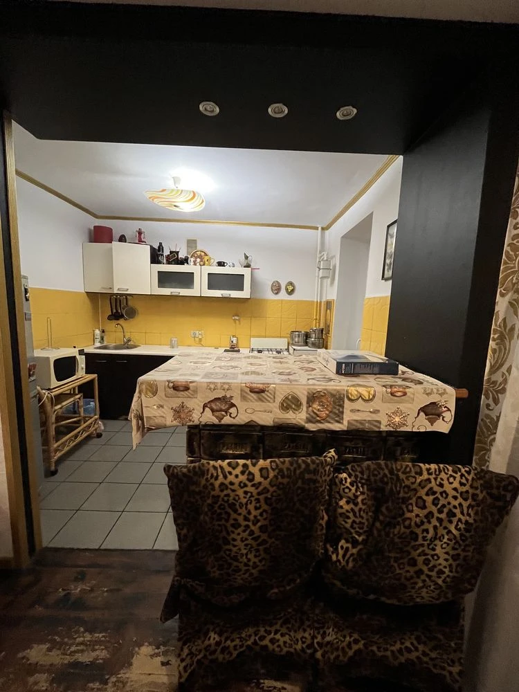 Продаж! Красива 2-х кімнатна квартира в будинку 2000р. по ву