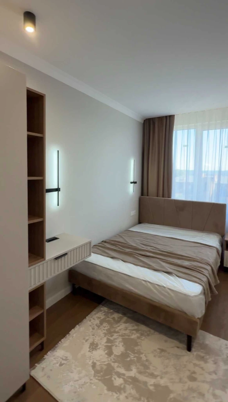 Продаю 3 комн квартиру в самом центре.