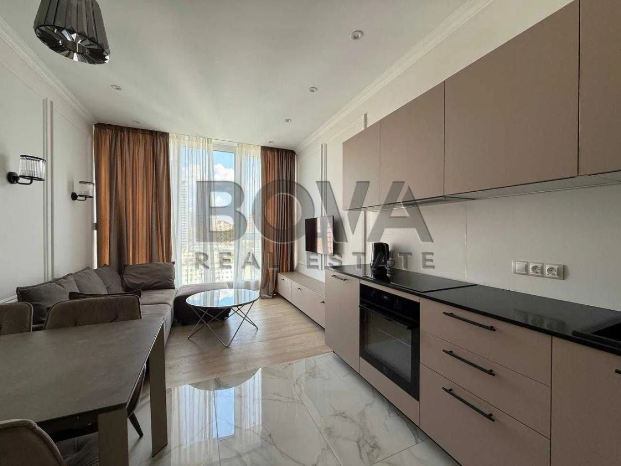 Apartment for Sale: 55m2 Apartment in Cardinal Pecersky Tutyunika Center