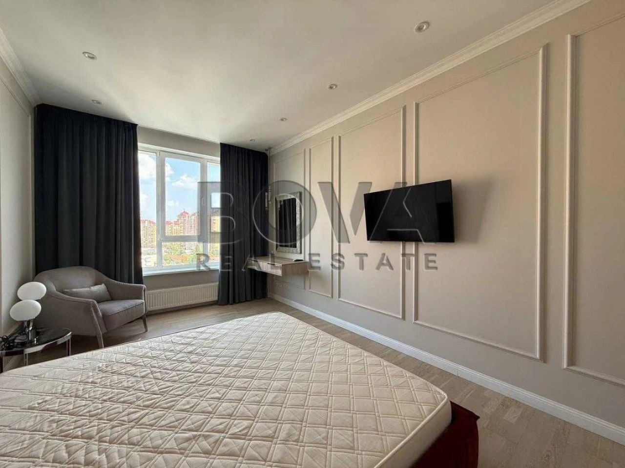 Apartment for Sale: 55m2 Apartment in Cardinal Pecersky Tutyunika Center