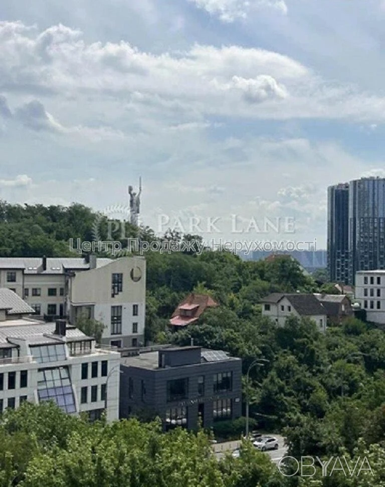 Квартира, 3 комнаты, 100.8 м².