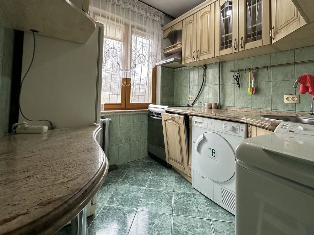 Sale of 2-room apartment, Sergiy Ambros Street (near Sedyov district)