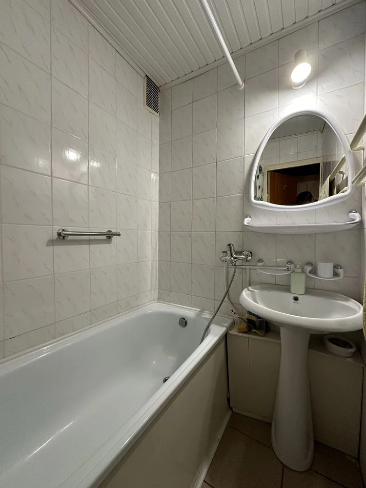 Sale of 2-room apartment, Sergiy Ambros Street (near Sedyov district)