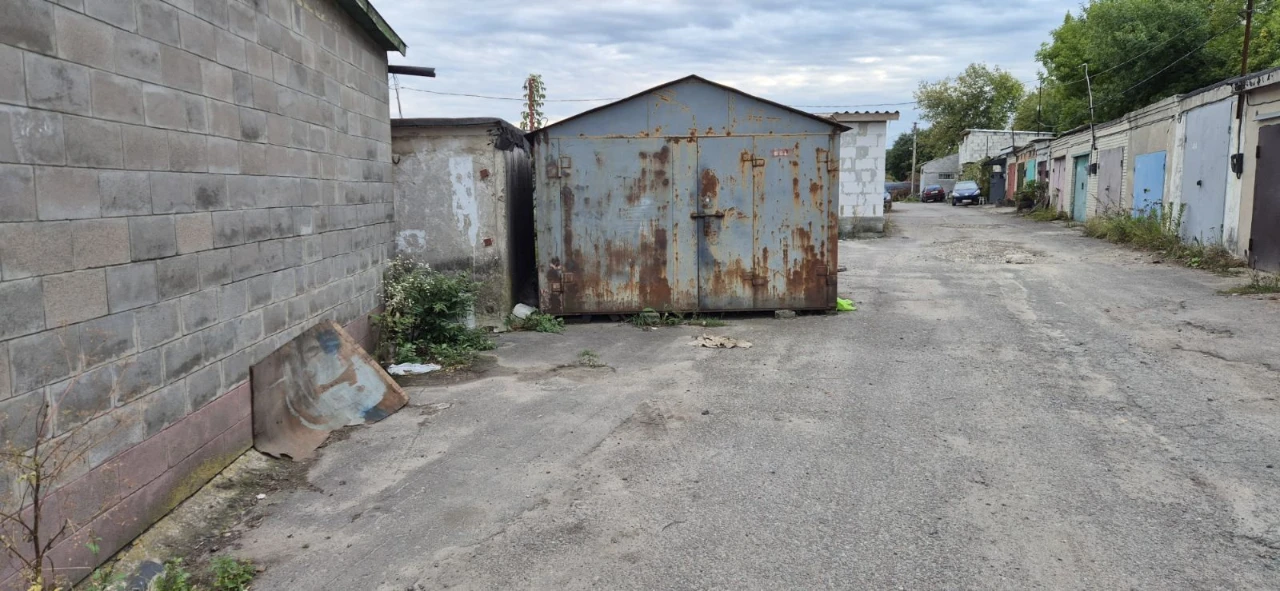 Garage in the "Dzerlo" Garage Cooperative