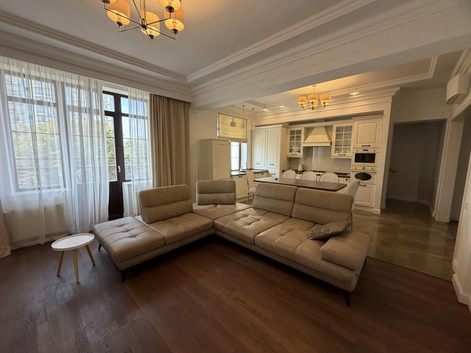 Королевские сады видовые с террасой VIP квартира.